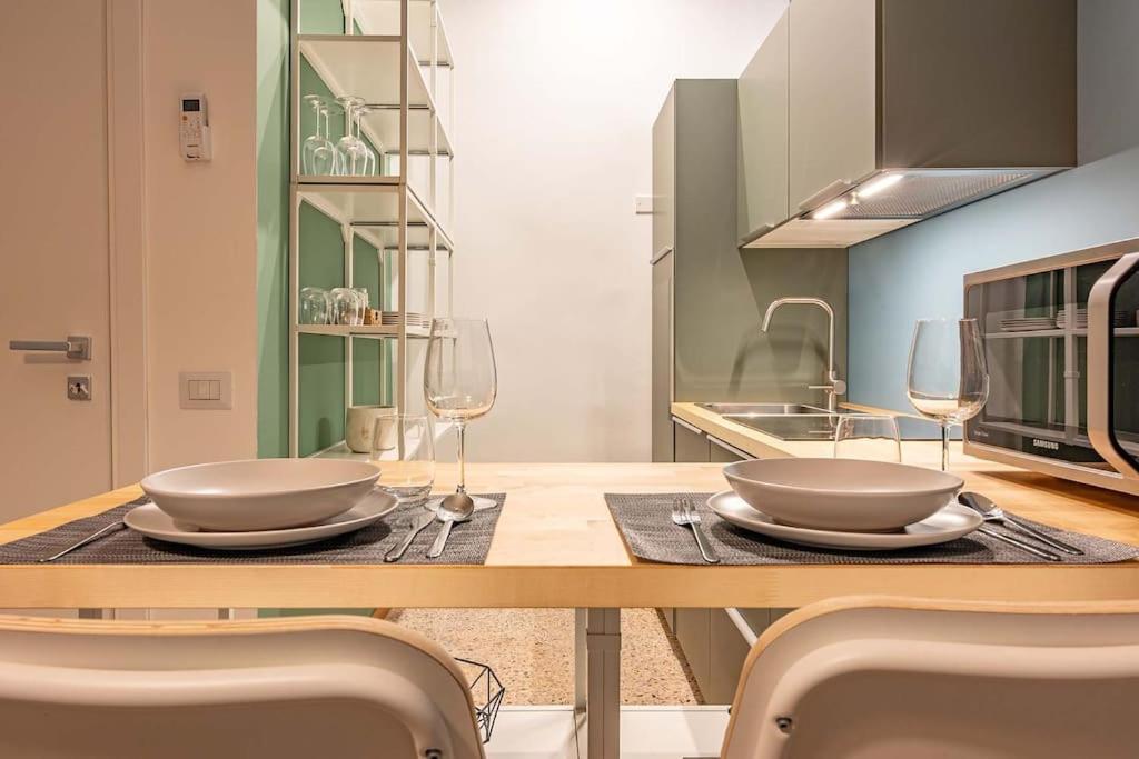 Guest Planet - Cozy Housing Porta Romana M3 Mediolan Zewnętrze zdjęcie